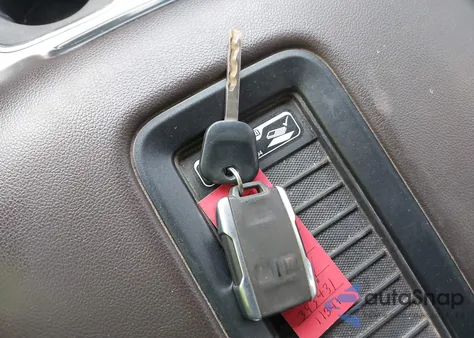 2017 GMC Sierra 1500 Slt z USA, uszkodzony, nr VIN 3GTU2NEC1HG393431